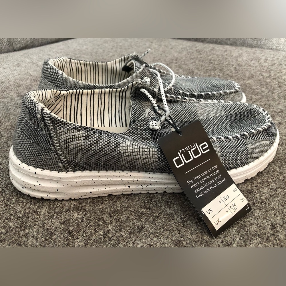 NEW Women’s Hey Dude shoes